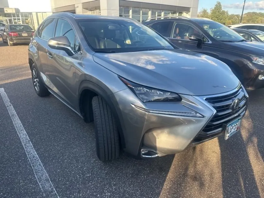2015 Lexus NX 200t Luxury photo 1