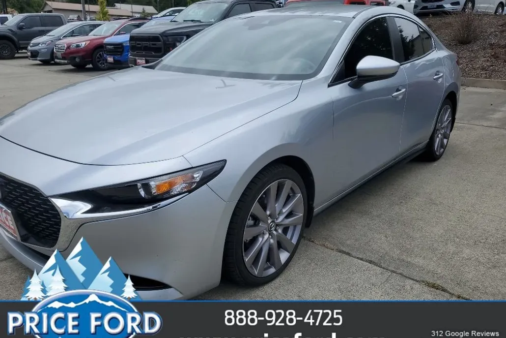 2019 Mazda Mazda3 Preferred photo 1