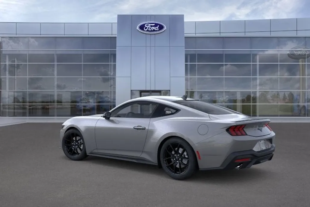 2025 Ford Mustang EcoBoost photo 1
