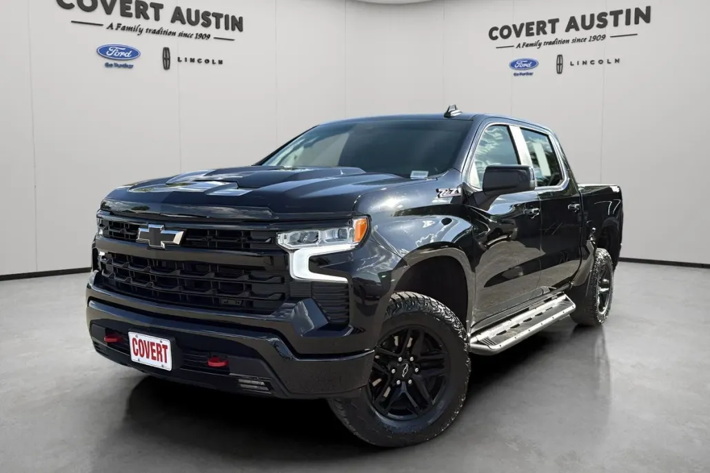 2024 Chevrolet Silverado 1500 LT Trail Boss photo 1