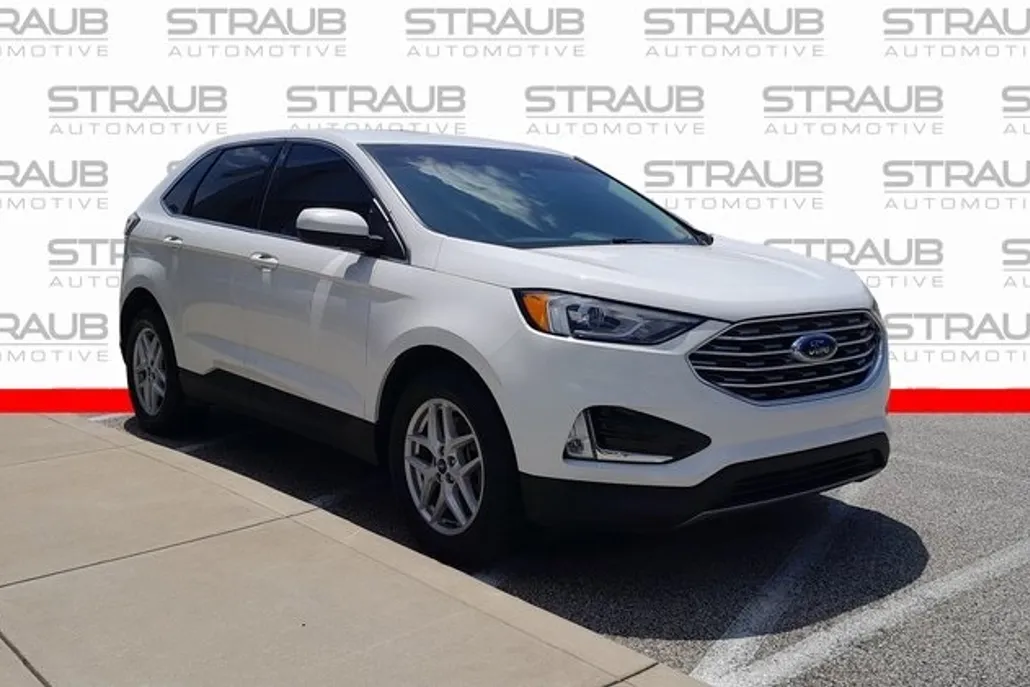 2021 Ford Edge SEL photo 1