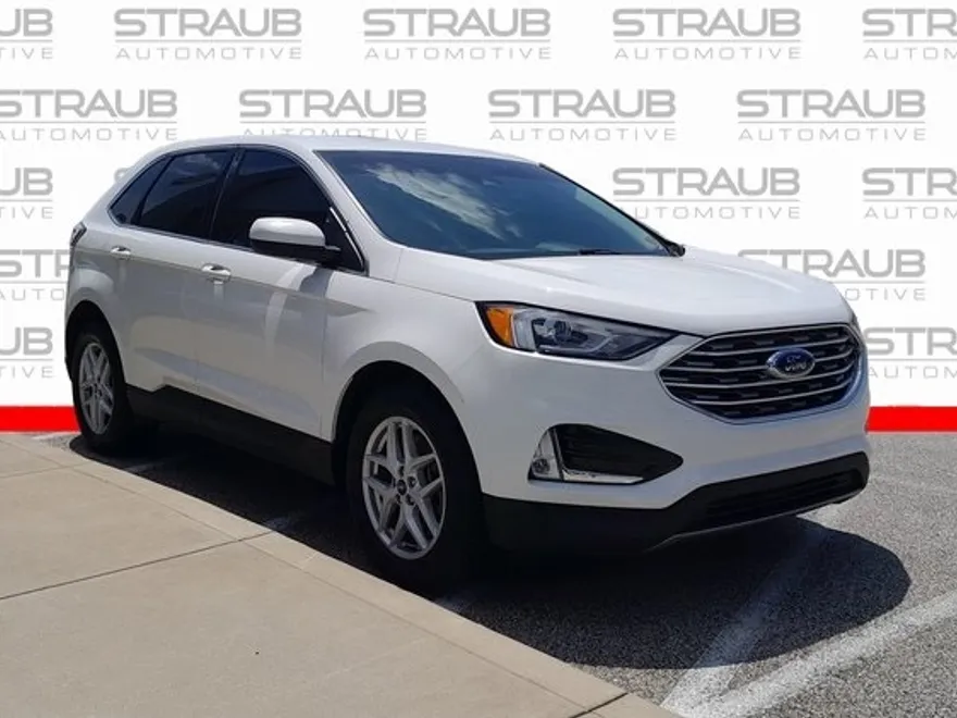 2021 Ford Edge SEL photo 1