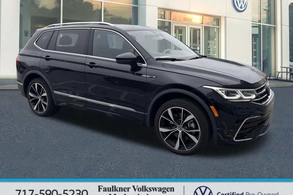 2024 Volkswagen Tiguan SEL R-Line Black photo 1