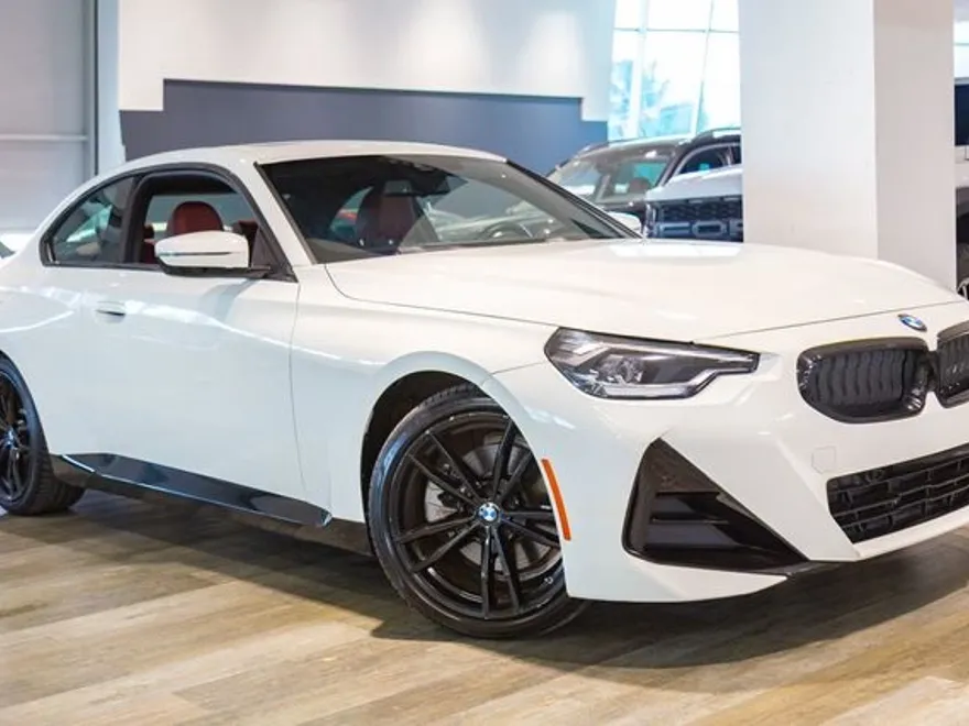 2023 Bmw 230i Coupe photo 1