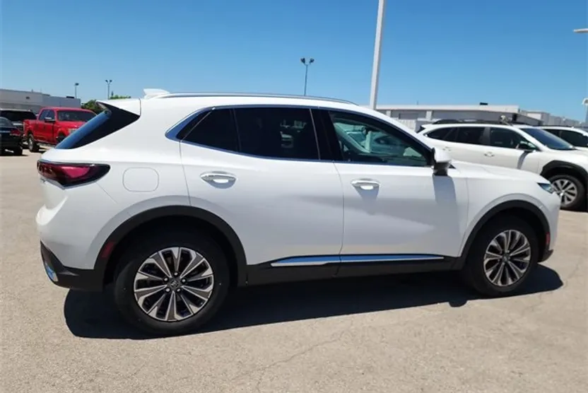 2025 Buick Envision Preferred photo 1