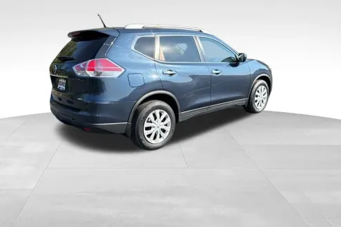 2016 Nissan Rogue S photo 3