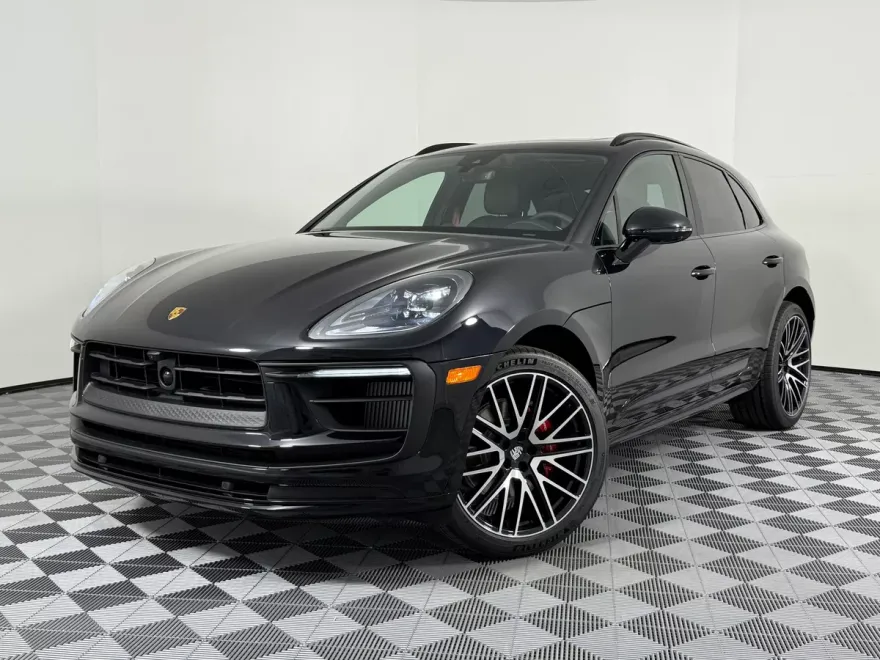 2026 Porsche Macan S photo 1