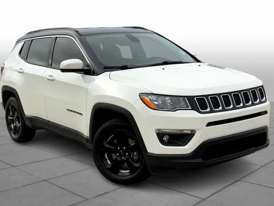 2018 Jeep Compass Latitude photo 1