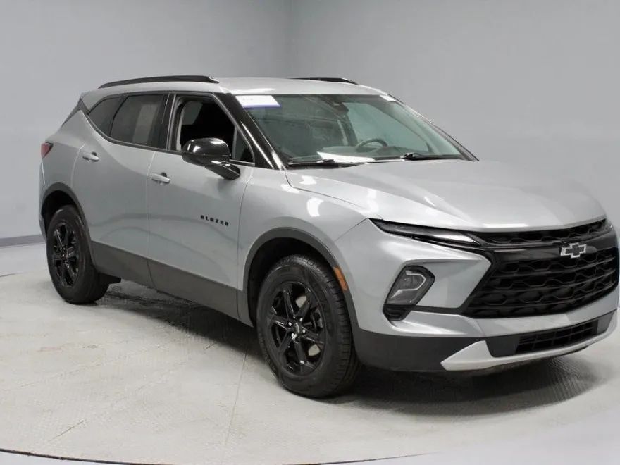 2023 Chevrolet Blazer 2LT photo 1