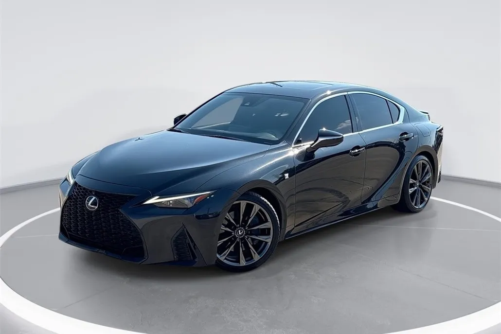 2023 Lexus IS 350 F SPORT photo 1