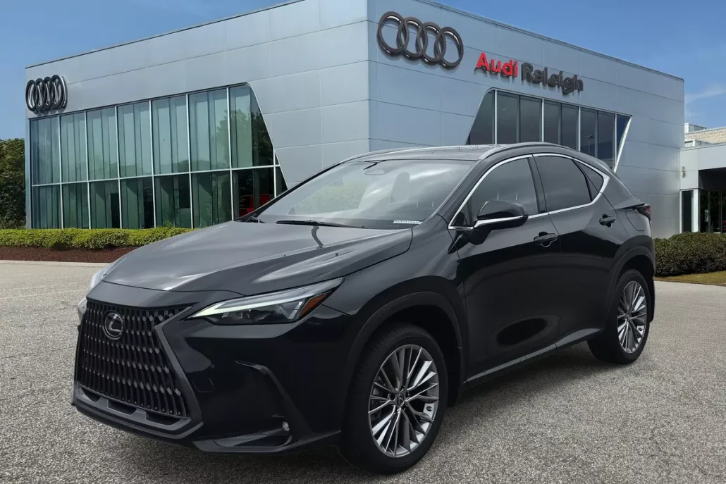 2023 Lexus NX 350h Premium photo 1
