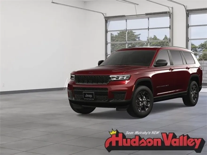 2025 Jeep Grand Cherokee Laredo photo 1