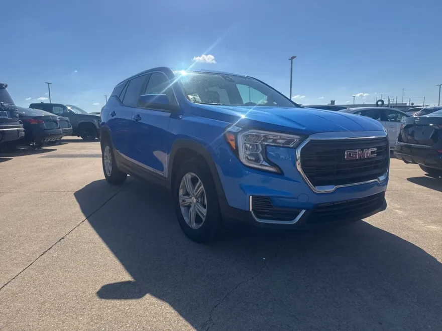 2024 Gmc Terrain SLE photo 1