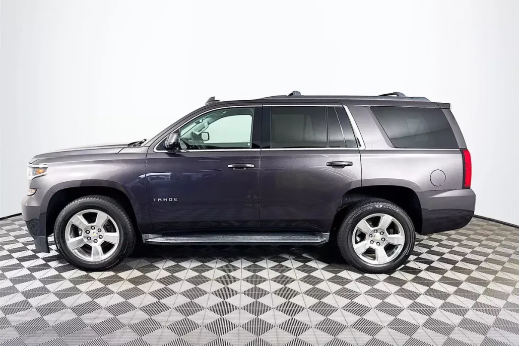 2016 Chevrolet Tahoe LT photo 1