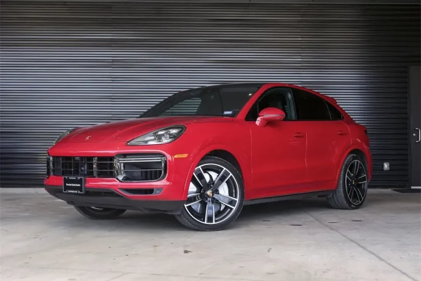 2023 Porsche Cayenne Coupe Turbo photo 1