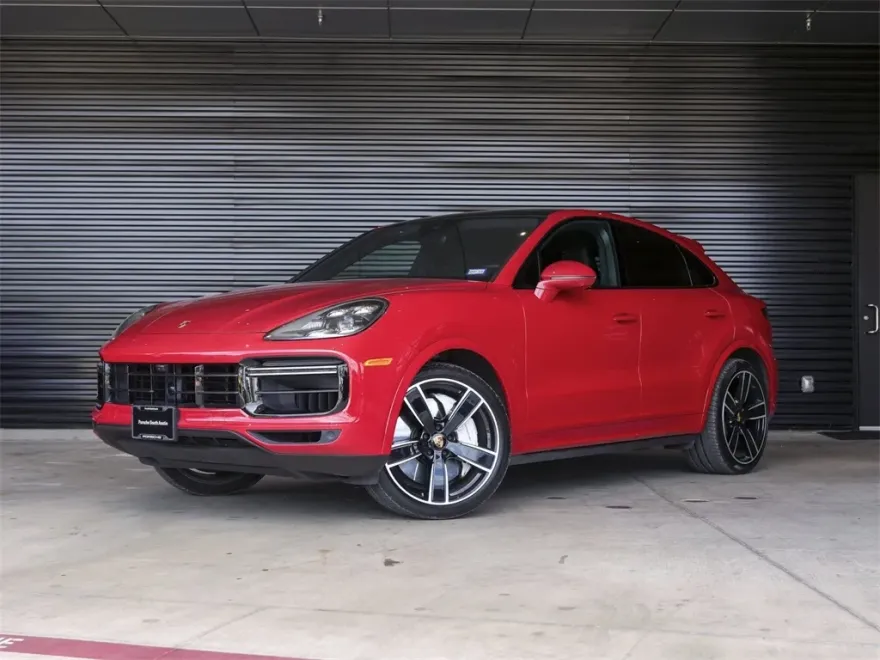 2023 Porsche Cayenne Coupe Turbo photo 1