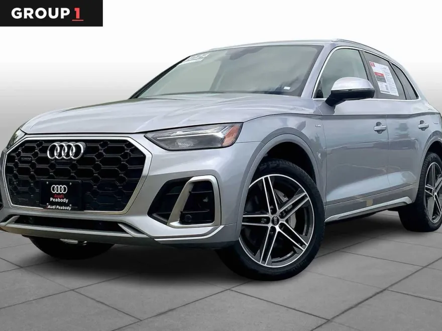 2024 Audi Q5 S line Premium Plus photo 1