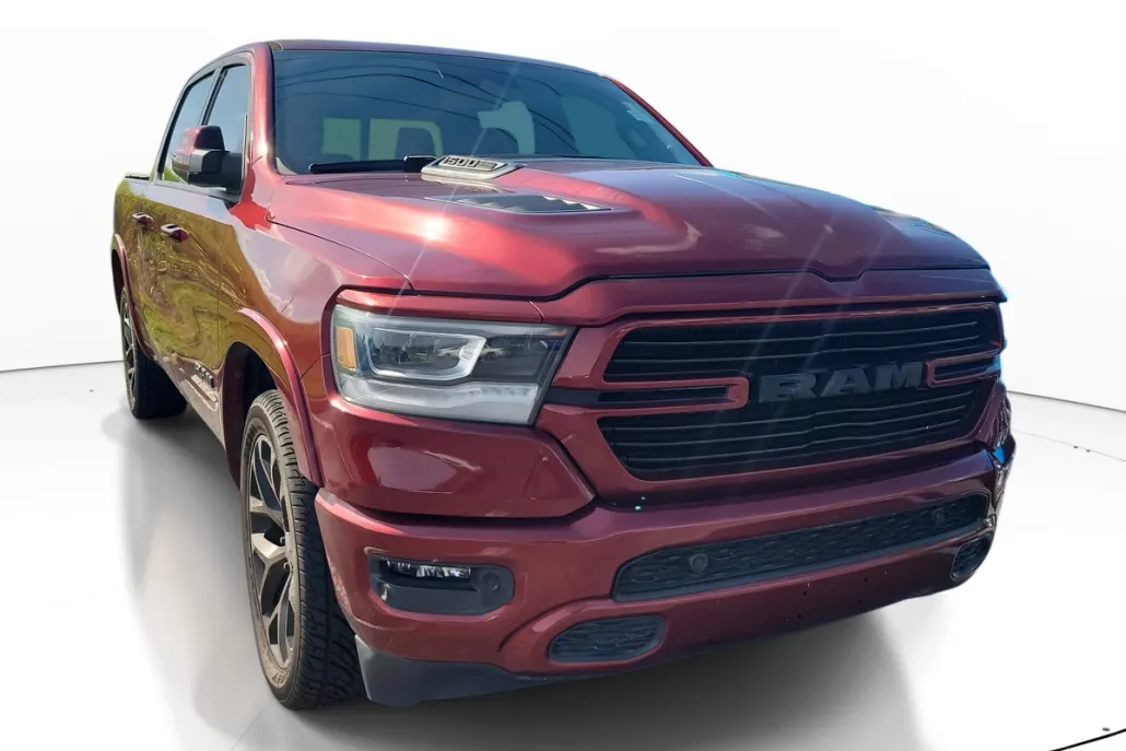 2022 Ram 1500 Laramie photo 1