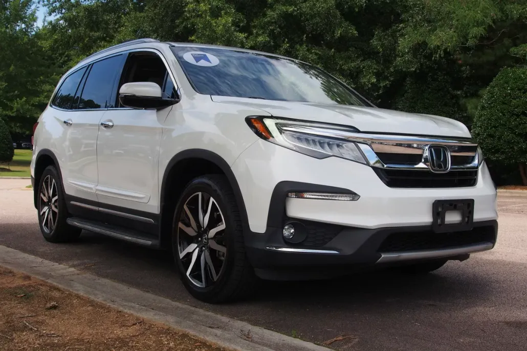 2022 Honda Pilot Touring photo 1