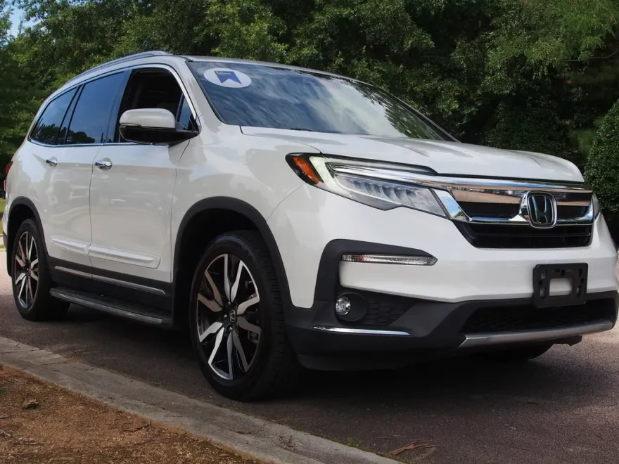 2022 Honda Pilot Touring photo 1