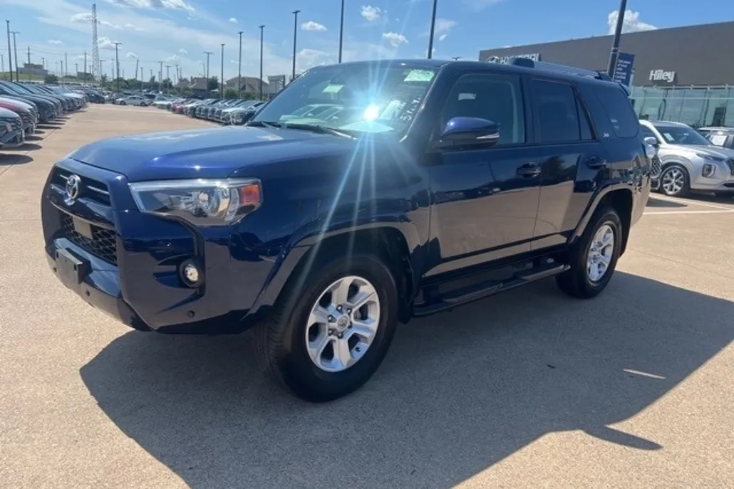 2021 Toyota 4Runner SR5 Premium photo 1