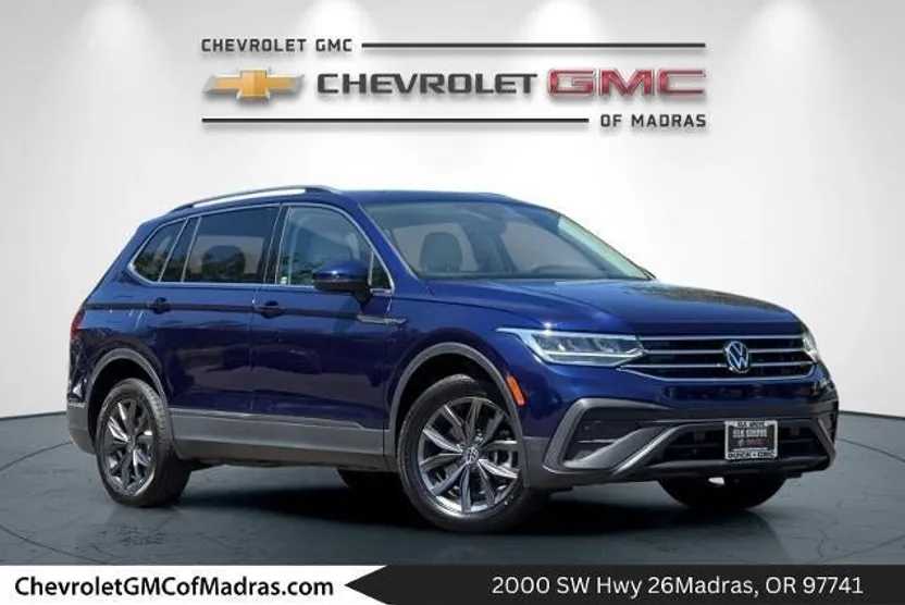 2022 Volkswagen Tiguan SE photo 1