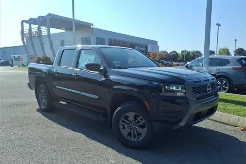 2026 Nissan Frontier Crew Cab SV photo 1