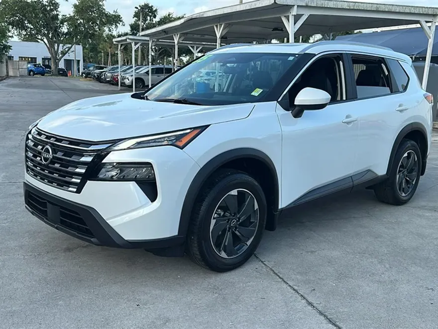 2025 Nissan Rogue SV photo 1