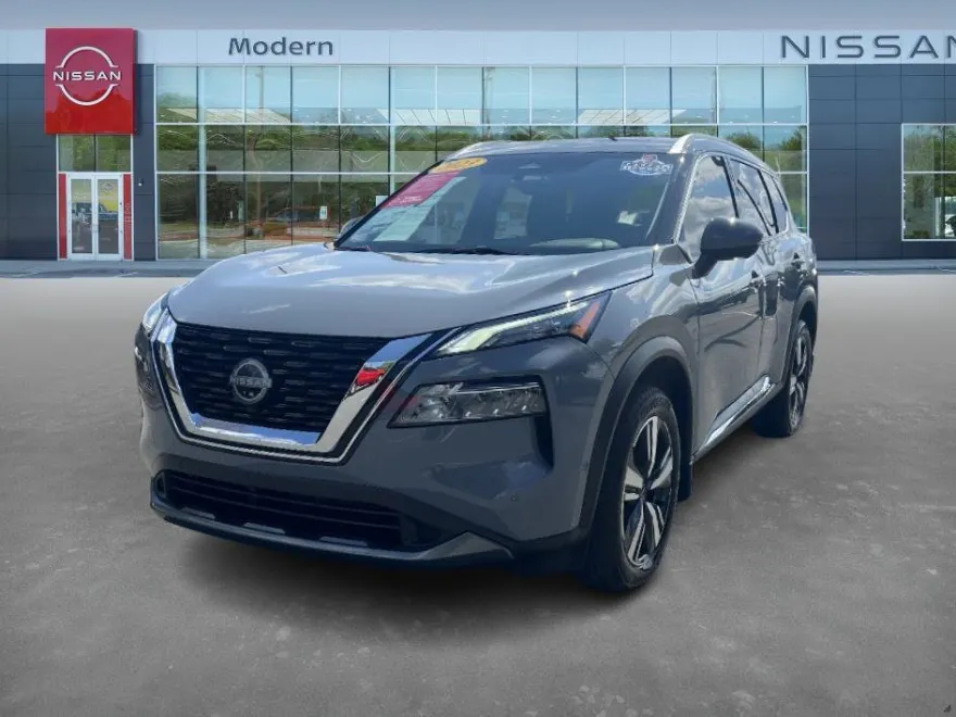 2023 Nissan Rogue SL photo 1