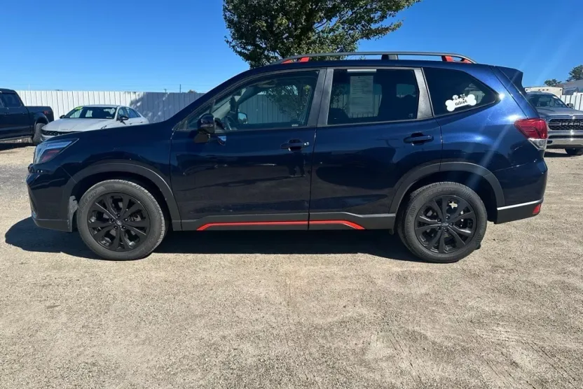 2021 Subaru Forester Sport photo 1