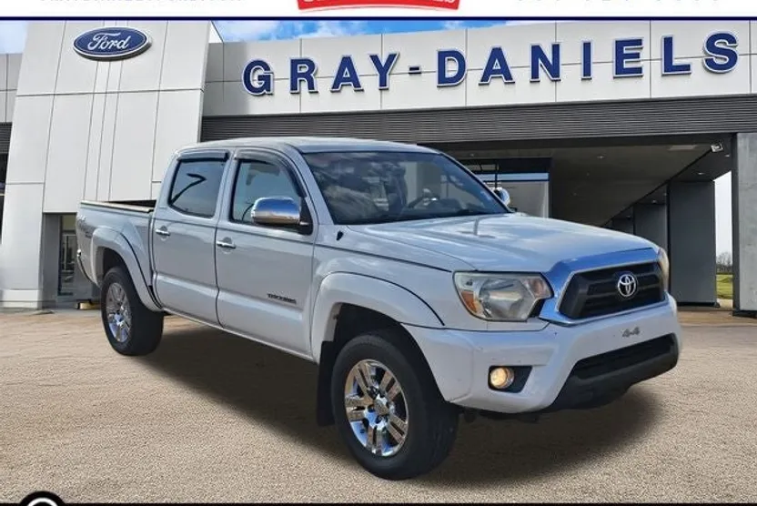2014 Toyota Tacoma Base V6 photo 1