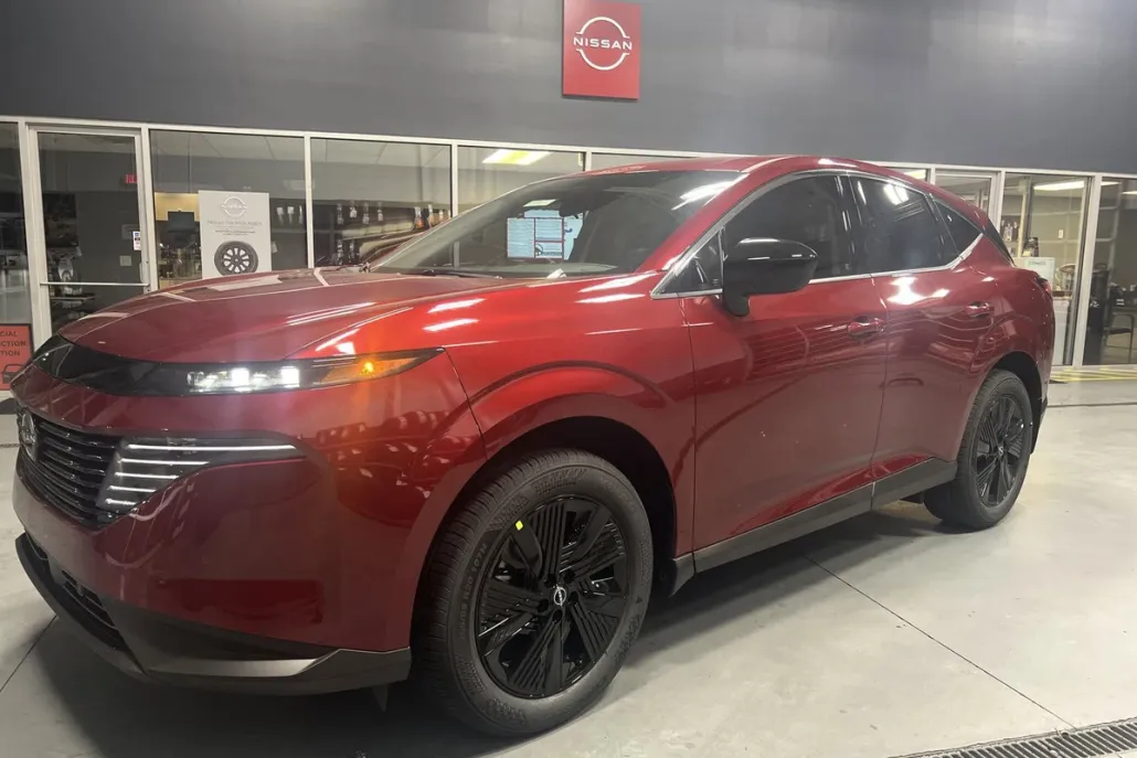2025 Nissan Murano SV photo 1