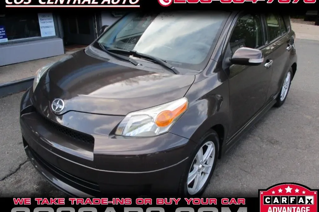 2011 Scion xD photo 1