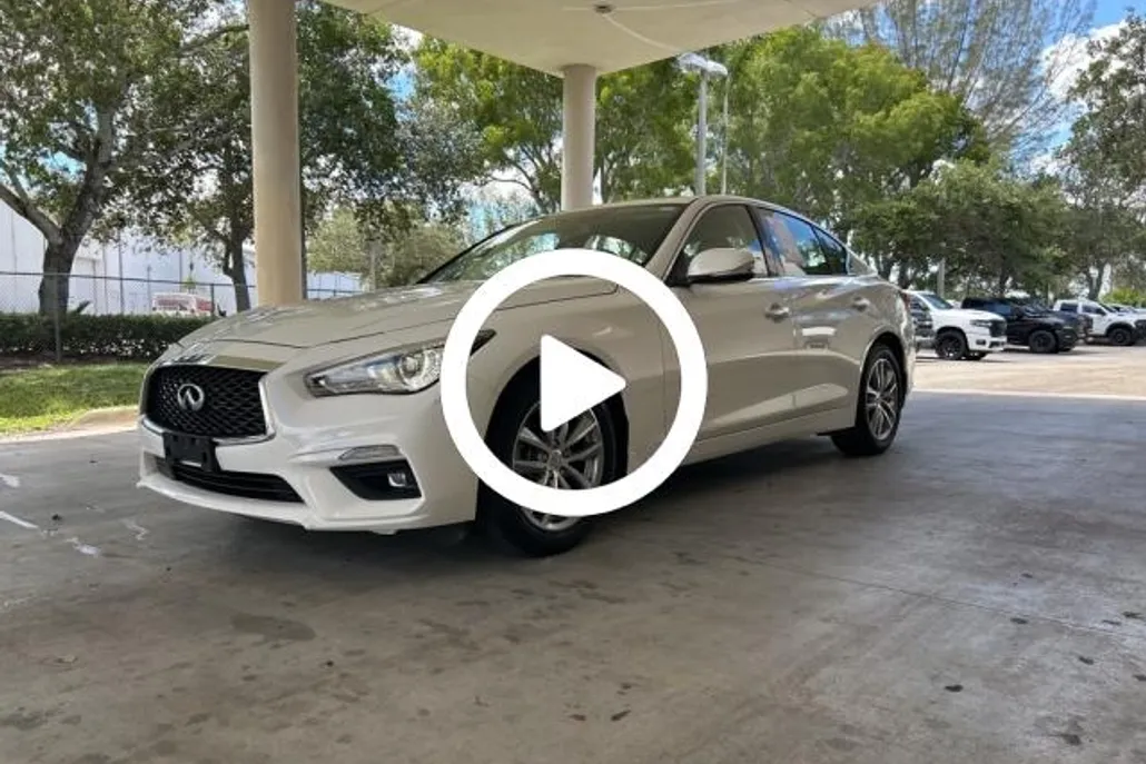 2021 Infiniti Q50 PURE AWD photo 1