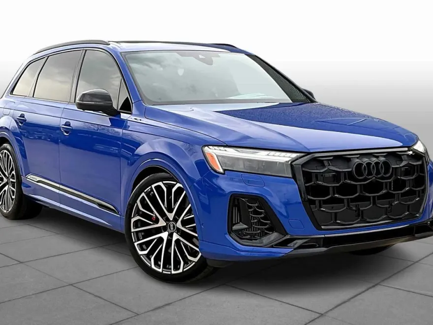 2025 Audi SQ7 Prestige photo 1