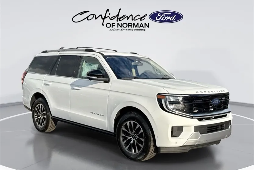 2025 Ford Expedition Platinum photo 1