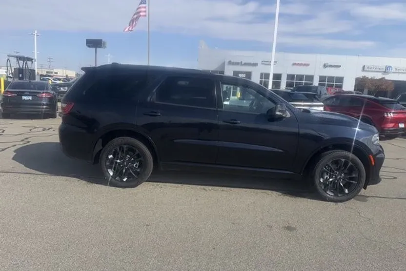 2024 Dodge Durango GT Premium photo 1