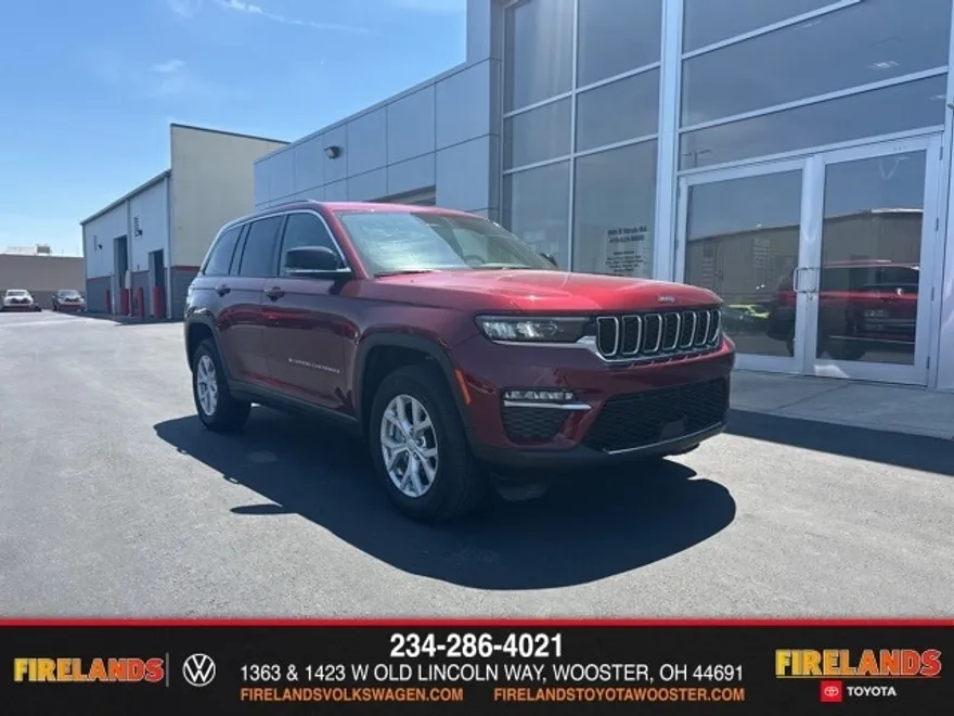 2023 Jeep Grand Cherokee Limited photo 1
