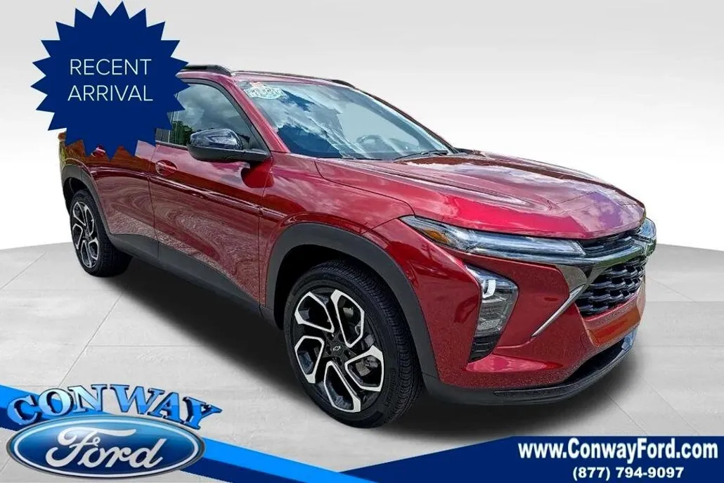 2024 Chevrolet Trax photo 1