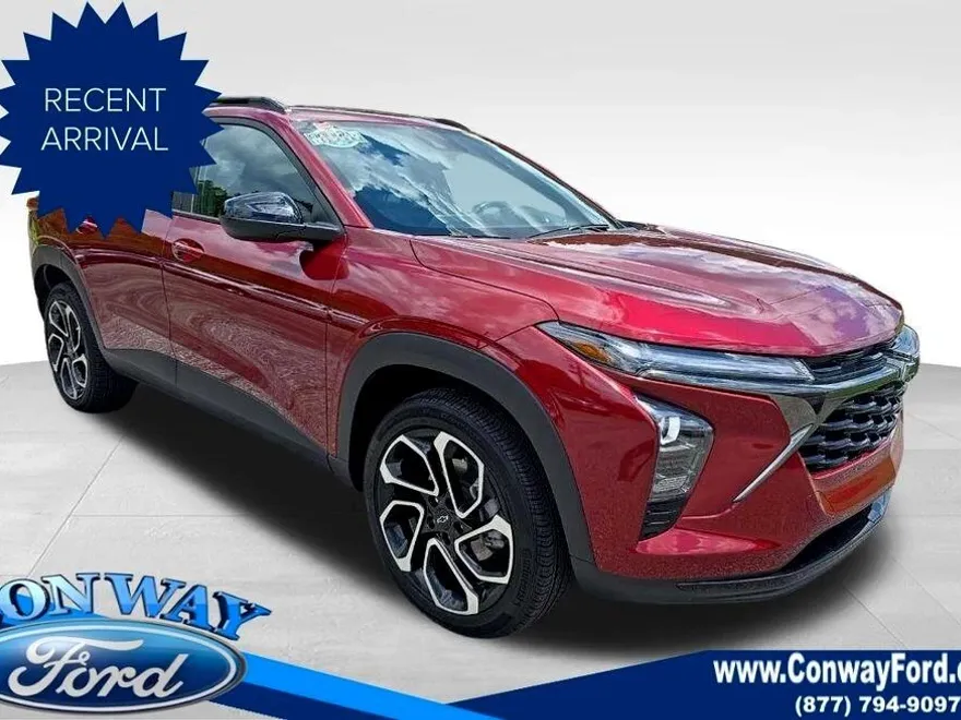 2024 Chevrolet Trax photo 1