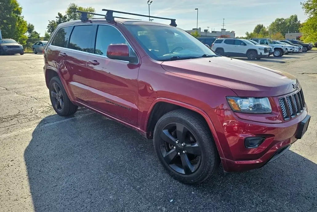 2014 Jeep Grand Cherokee Altitude photo 1