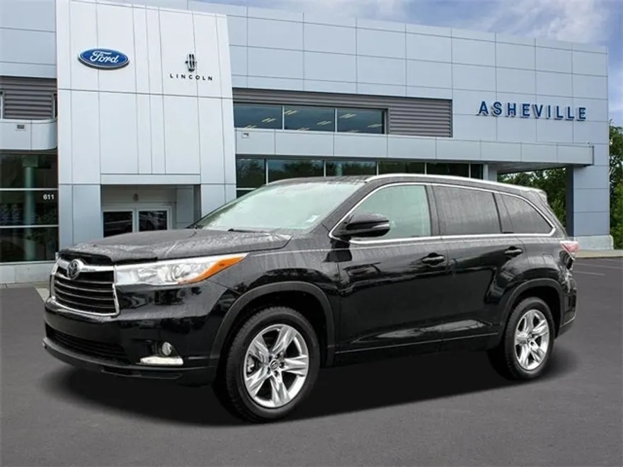2016 Toyota Highlander Base Hybrid photo 1