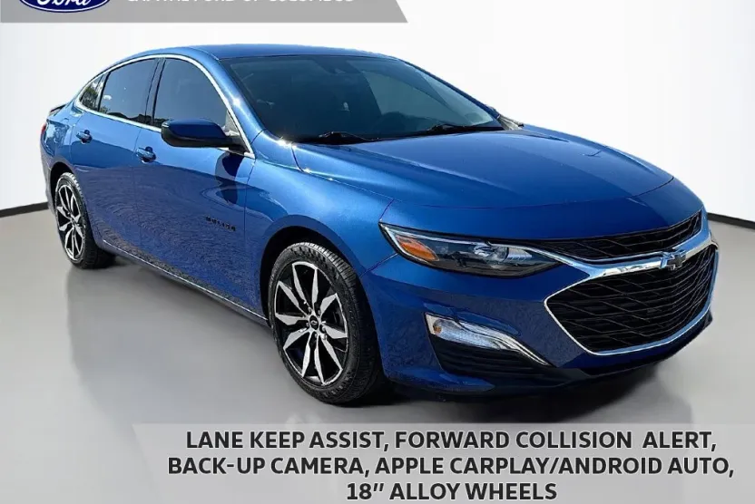 2023 Chevrolet Malibu RS photo 1