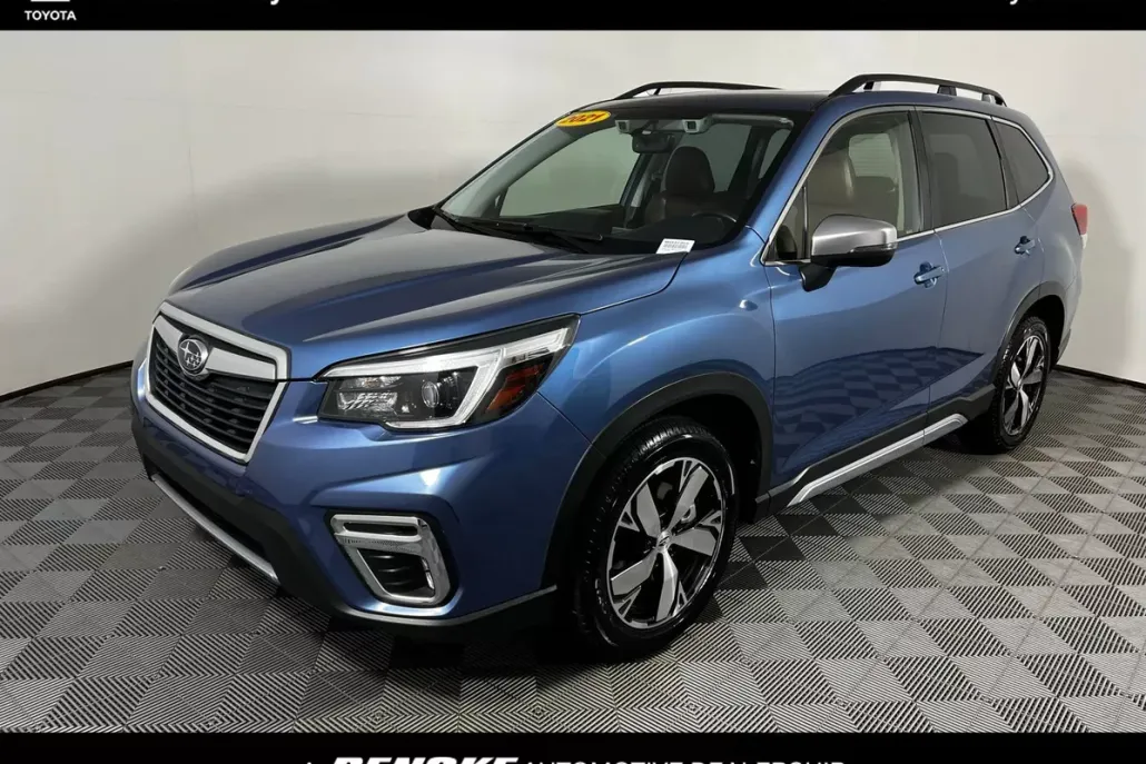 2021 Subaru Forester Touring photo 1