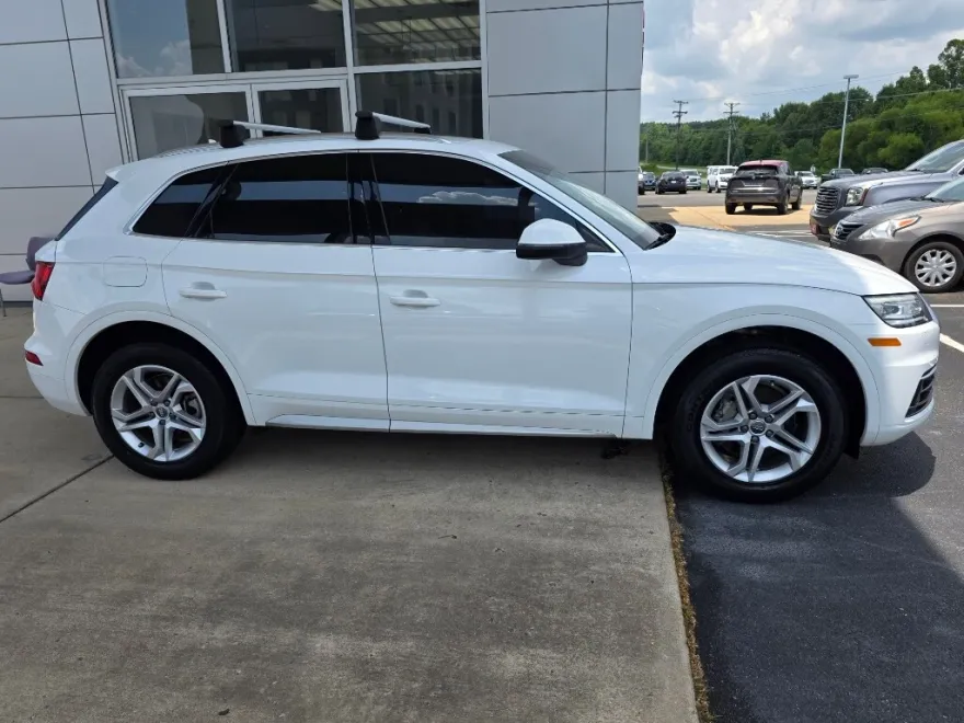 2019 Audi Q5 2.0T Premium photo 1