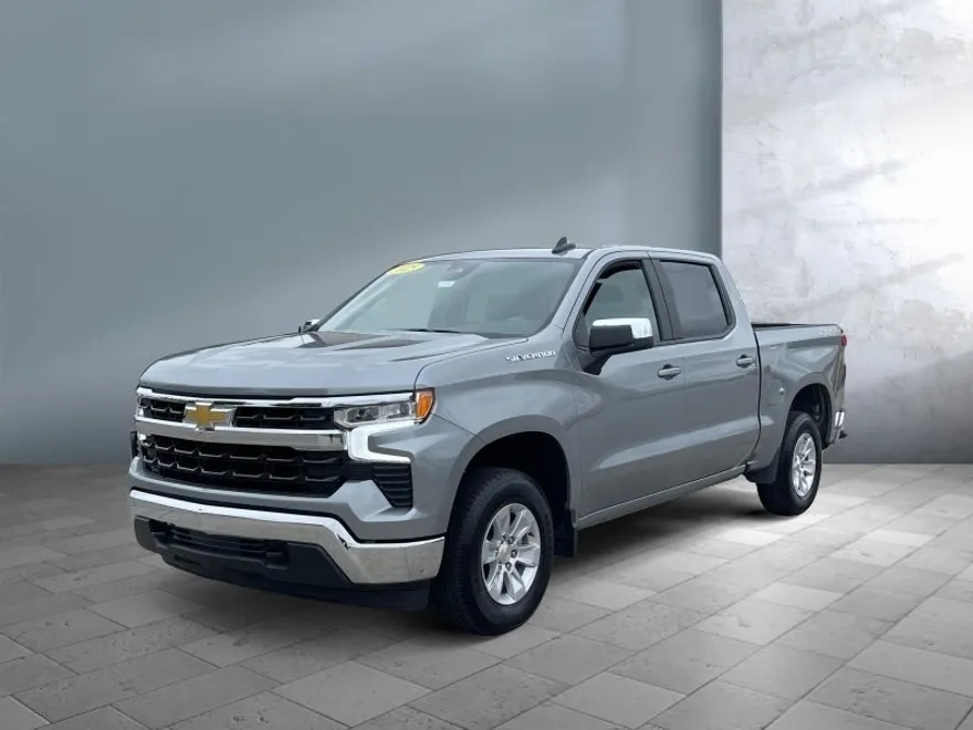 2025 Chevrolet Silverado 1500 LT photo 1