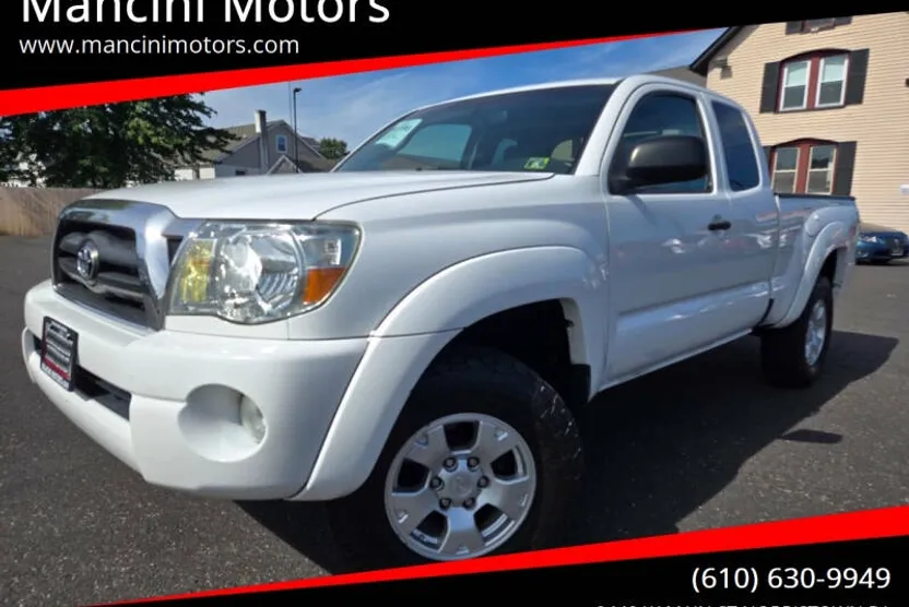 2007 Toyota Tacoma PreRunner V6 photo 1