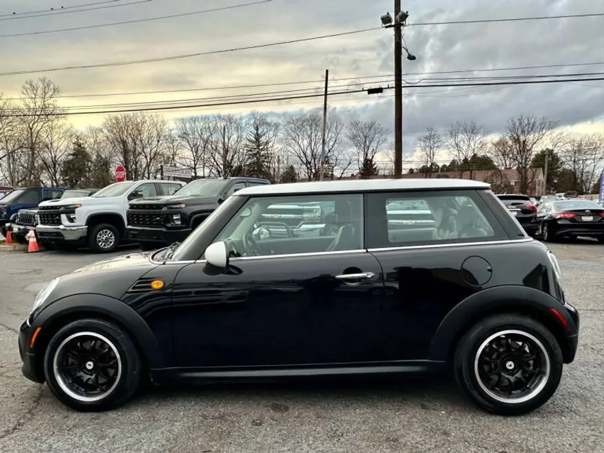 2013 Mini Cooper Hardtop photo 1