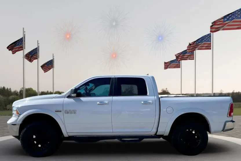 2013 Ram 1500 Laramie photo 1