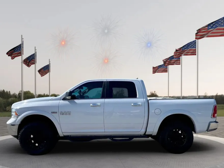 2013 Ram 1500 Laramie photo 1